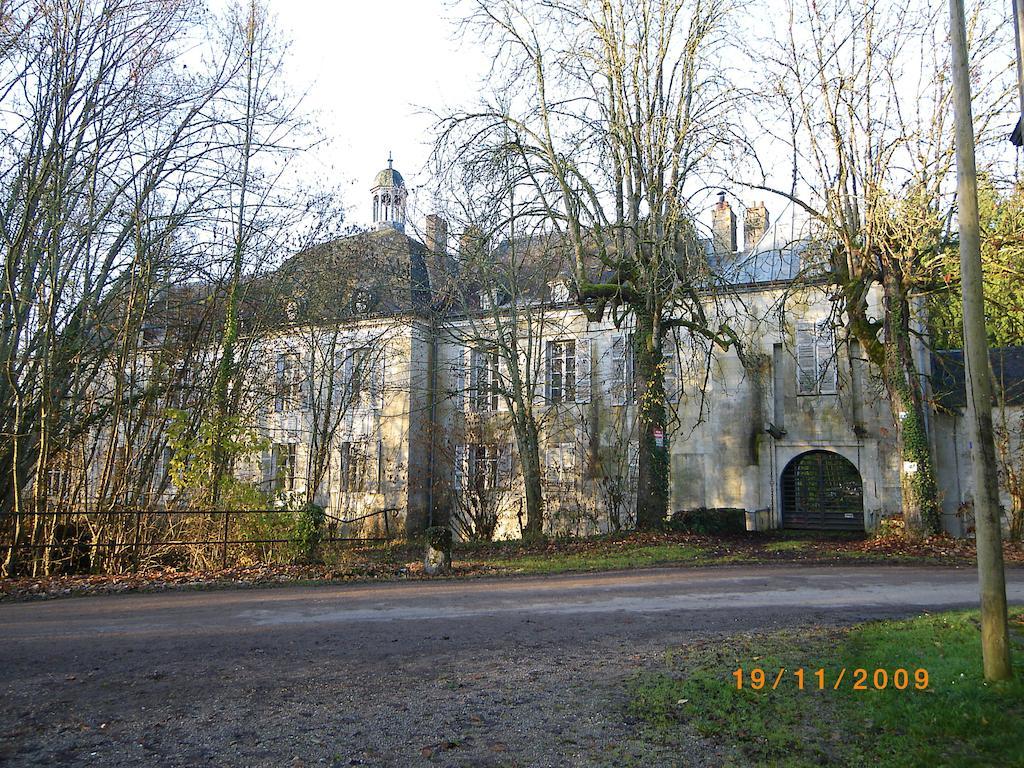 La Petite Varenne Turny Exteriör bild